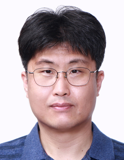 Shin,  Seodong